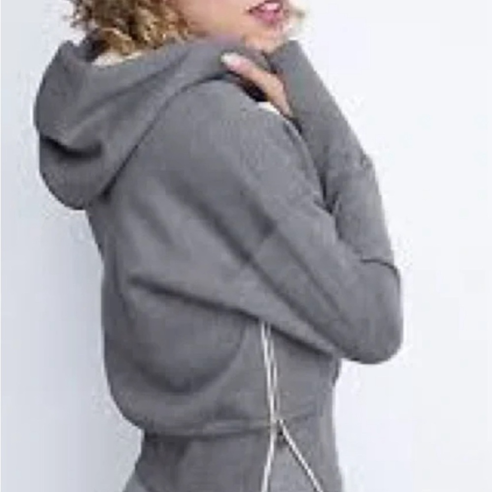 Cabi Apres Ski Hoodie
